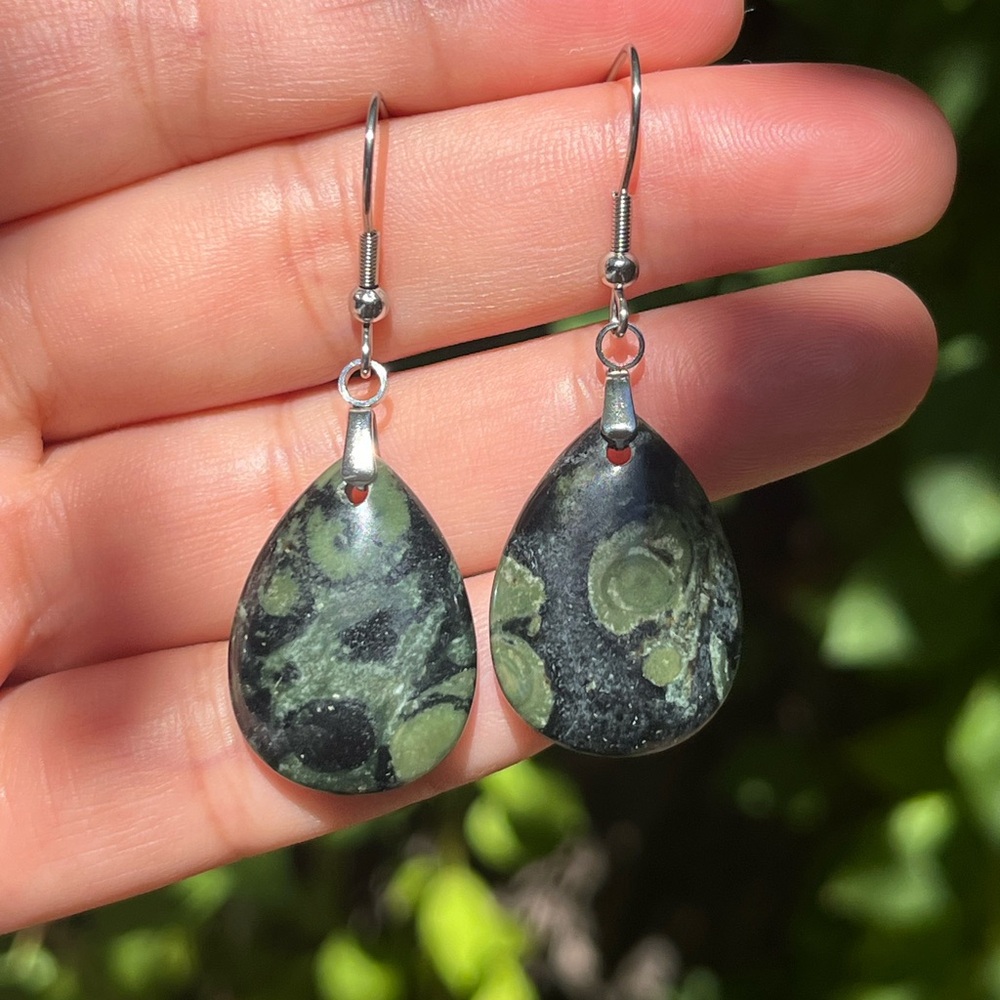 Stainless steel kambaba drop earrings